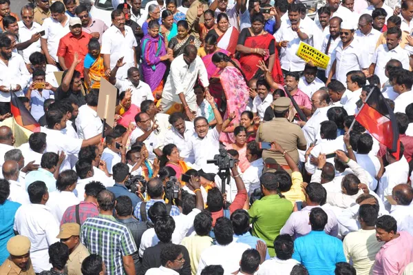 dmk